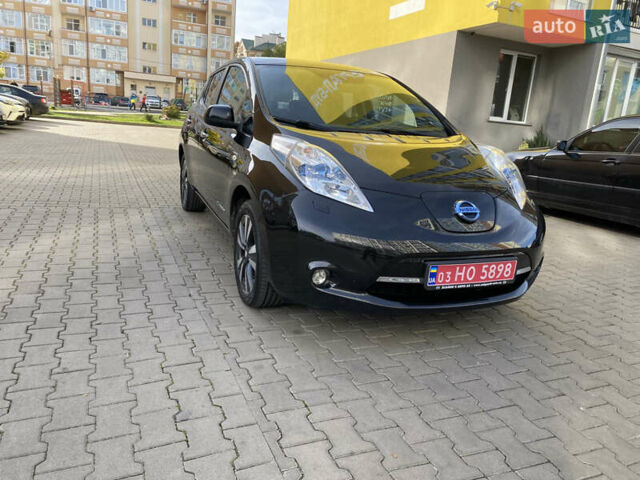 Черный Ниссан Лиф, объемом двигателя 0 л и пробегом 145 тыс. км за 7499 $, фото 2 на Automoto.ua