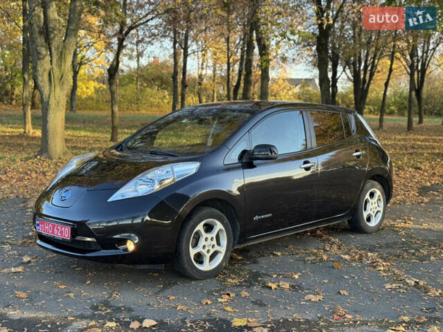 Черный Ниссан Лиф, объемом двигателя 0 л и пробегом 161 тыс. км за 7111 $, фото 5 на Automoto.ua