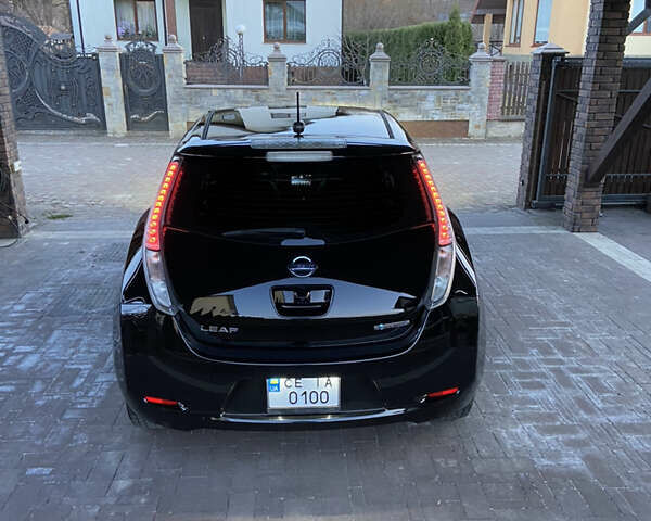 Чорний Ніссан Ліф, об'ємом двигуна 0 л та пробігом 95 тис. км за 9900 $, фото 16 на Automoto.ua