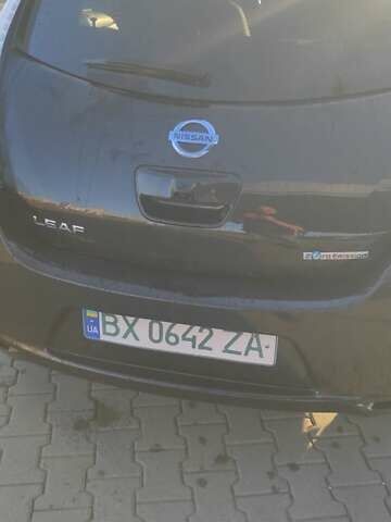 Черный Ниссан Лиф, объемом двигателя 0 л и пробегом 133 тыс. км за 6500 $, фото 1 на Automoto.ua