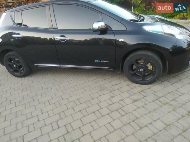 Черный Ниссан Лиф, объемом двигателя 0 л и пробегом 153 тыс. км за 8700 $, фото 6 на Automoto.ua