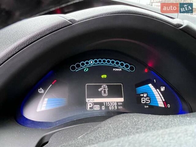 Черный Ниссан Лиф, объемом двигателя 0 л и пробегом 115 тыс. км за 7799 $, фото 7 на Automoto.ua