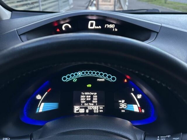 Черный Ниссан Лиф, объемом двигателя 0 л и пробегом 107 тыс. км за 7500 $, фото 13 на Automoto.ua