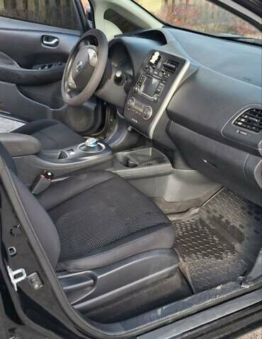 Чорний Ніссан Ліф, об'ємом двигуна 0 л та пробігом 156 тис. км за 8000 $, фото 15 на Automoto.ua