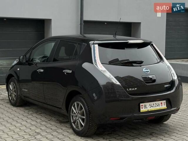 Черный Ниссан Лиф, объемом двигателя 0 л и пробегом 120 тыс. км за 6500 $, фото 7 на Automoto.ua