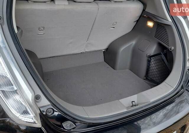 Черный Ниссан Лиф, объемом двигателя 0 л и пробегом 104 тыс. км за 7700 $, фото 41 на Automoto.ua