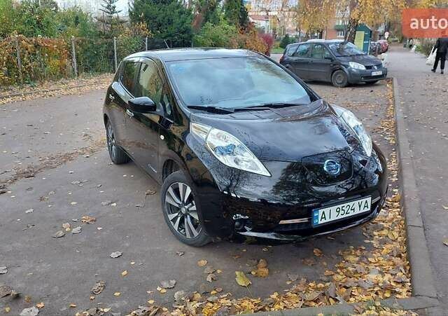 Черный Ниссан Лиф, объемом двигателя 0 л и пробегом 104 тыс. км за 7700 $, фото 21 на Automoto.ua