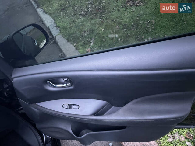 Чорний Ніссан Ліф, об'ємом двигуна 0 л та пробігом 184 тис. км за 7800 $, фото 9 на Automoto.ua