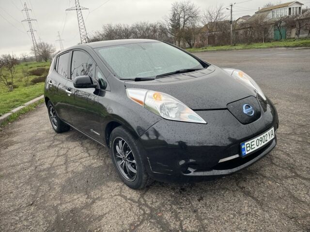 Черный Ниссан Лиф, объемом двигателя 0 л и пробегом 184 тыс. км за 7800 $, фото 3 на Automoto.ua