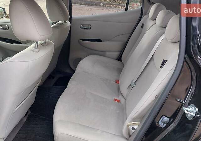 Черный Ниссан Лиф, объемом двигателя 0 л и пробегом 104 тыс. км за 7700 $, фото 36 на Automoto.ua
