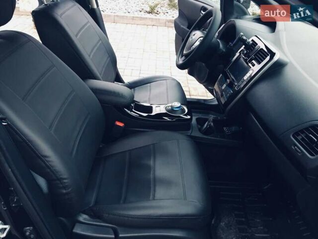 Чорний Ніссан Ліф, об'ємом двигуна 0 л та пробігом 54 тис. км за 11000 $, фото 10 на Automoto.ua