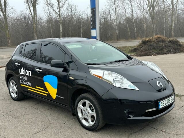 Черный Ниссан Лиф, объемом двигателя 0 л и пробегом 160 тыс. км за 5500 $, фото 3 на Automoto.ua