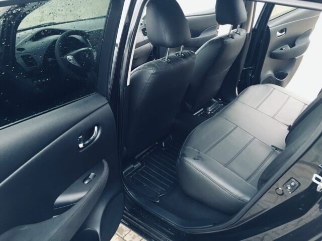 Черный Ниссан Лиф, объемом двигателя 0 л и пробегом 54 тыс. км за 10000 $, фото 2 на Automoto.ua