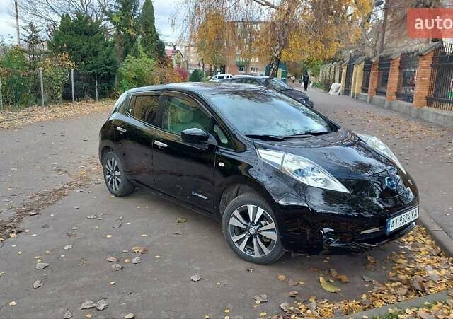 Черный Ниссан Лиф, объемом двигателя 0 л и пробегом 104 тыс. км за 7700 $, фото 20 на Automoto.ua