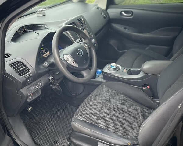 Чорний Ніссан Ліф, об'ємом двигуна 0 л та пробігом 184 тис. км за 7800 $, фото 13 на Automoto.ua