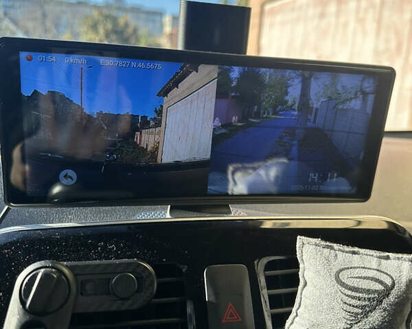 Чорний Ніссан Ліф, об'ємом двигуна 0 л та пробігом 143 тис. км за 8200 $, фото 11 на Automoto.ua