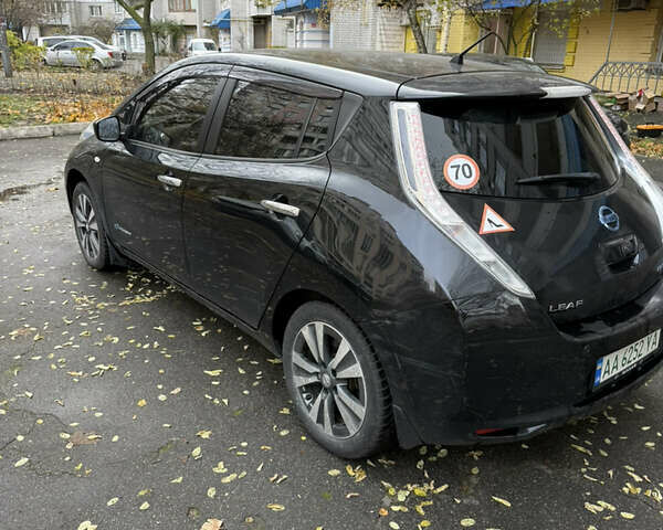 Черный Ниссан Лиф, объемом двигателя 0 л и пробегом 134 тыс. км за 7400 $, фото 5 на Automoto.ua