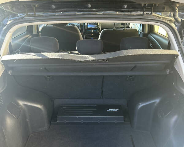 Чорний Ніссан Ліф, об'ємом двигуна 0 л та пробігом 143 тис. км за 8200 $, фото 4 на Automoto.ua