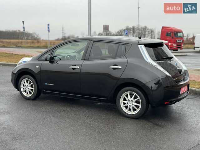 Черный Ниссан Лиф, объемом двигателя 0 л и пробегом 110 тыс. км за 7500 $, фото 7 на Automoto.ua