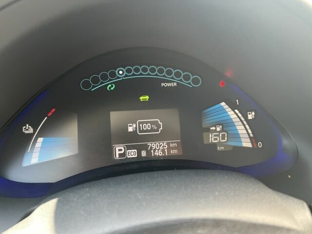 Чорний Ніссан Ліф, об'ємом двигуна 0 л та пробігом 94 тис. км за 6500 $, фото 7 на Automoto.ua