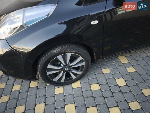 Черный Ниссан Лиф, объемом двигателя 0 л и пробегом 130 тыс. км за 7500 $, фото 12 на Automoto.ua