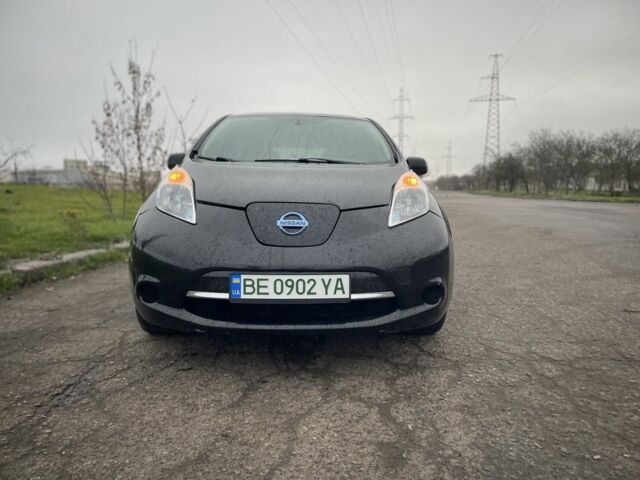 Черный Ниссан Лиф, объемом двигателя 0 л и пробегом 184 тыс. км за 7800 $, фото 2 на Automoto.ua