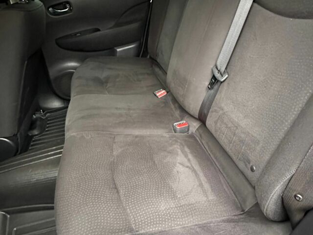 Черный Ниссан Лиф, объемом двигателя 0 л и пробегом 160 тыс. км за 5500 $, фото 15 на Automoto.ua