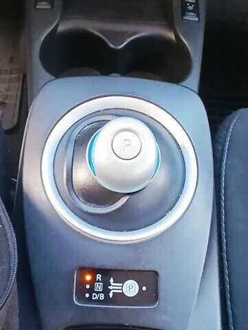 Чорний Ніссан Ліф, об'ємом двигуна 0 л та пробігом 96 тис. км за 2999 $, фото 9 на Automoto.ua