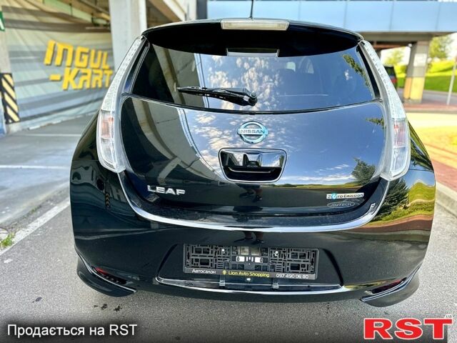 Черный Ниссан Лиф, объемом двигателя 80 л и пробегом 72 тыс. км за 8500 $, фото 2 на Automoto.ua