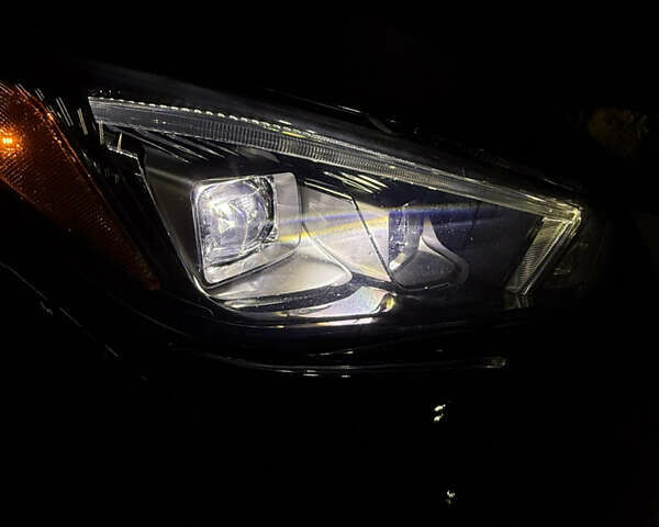 Черный Ниссан Лиф, объемом двигателя 0 л и пробегом 94 тыс. км за 12200 $, фото 9 на Automoto.ua