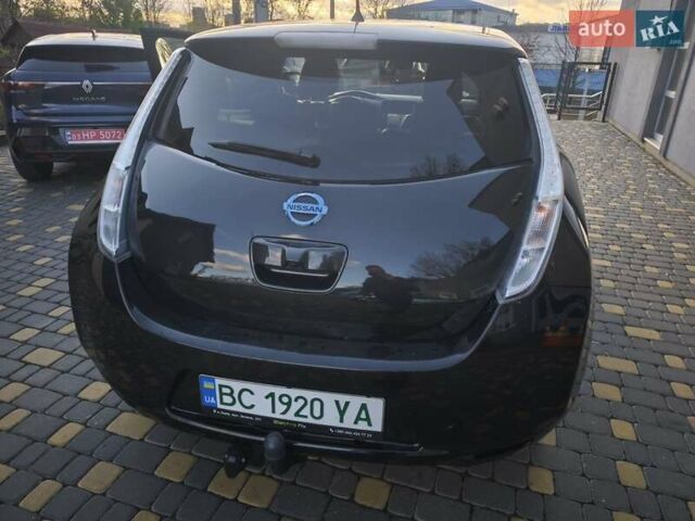 Черный Ниссан Лиф, объемом двигателя 0 л и пробегом 130 тыс. км за 7500 $, фото 6 на Automoto.ua