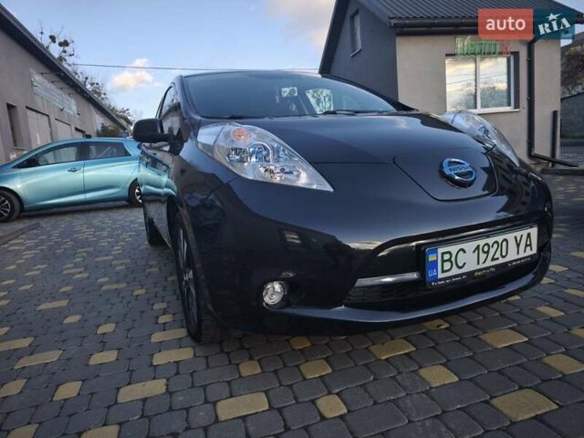 Черный Ниссан Лиф, объемом двигателя 0 л и пробегом 130 тыс. км за 7500 $, фото 8 на Automoto.ua