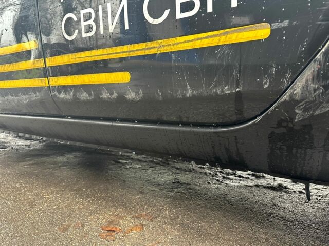 Черный Ниссан Лиф, объемом двигателя 0 л и пробегом 160 тыс. км за 5500 $, фото 6 на Automoto.ua