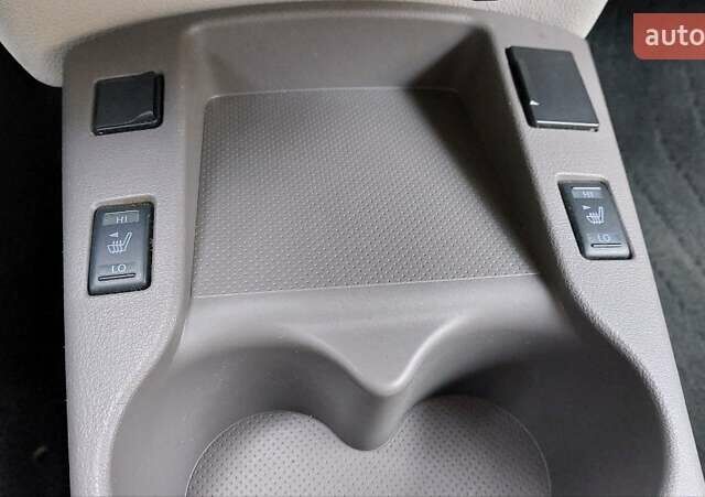 Черный Ниссан Лиф, объемом двигателя 0 л и пробегом 104 тыс. км за 7700 $, фото 25 на Automoto.ua