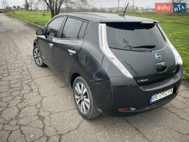 Чорний Ніссан Ліф, об'ємом двигуна 0 л та пробігом 184 тис. км за 7800 $, фото 1 на Automoto.ua