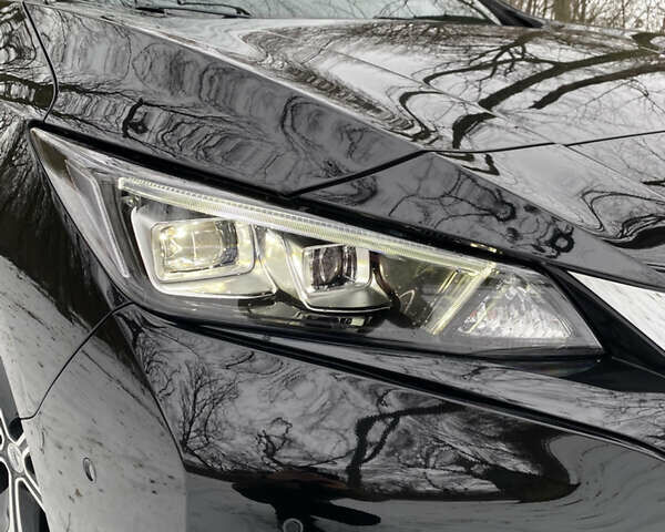 Чорний Ніссан Ліф, об'ємом двигуна 0 л та пробігом 118 тис. км за 12999 $, фото 14 на Automoto.ua