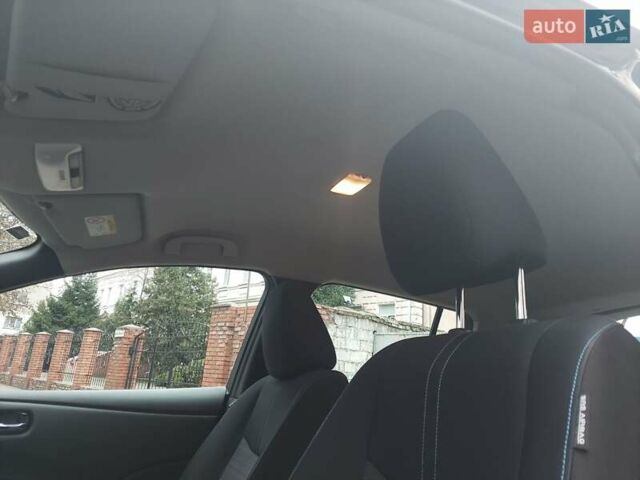 Чорний Ніссан Ліф, об'ємом двигуна 0 л та пробігом 202 тис. км за 10999 $, фото 12 на Automoto.ua