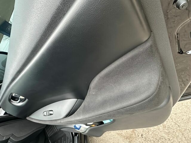 Черный Ниссан Лиф, объемом двигателя 0 л и пробегом 160 тыс. км за 5500 $, фото 10 на Automoto.ua