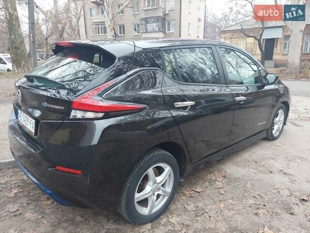 Чорний Ніссан Ліф, об'ємом двигуна 0 л та пробігом 202 тис. км за 10999 $, фото 2 на Automoto.ua