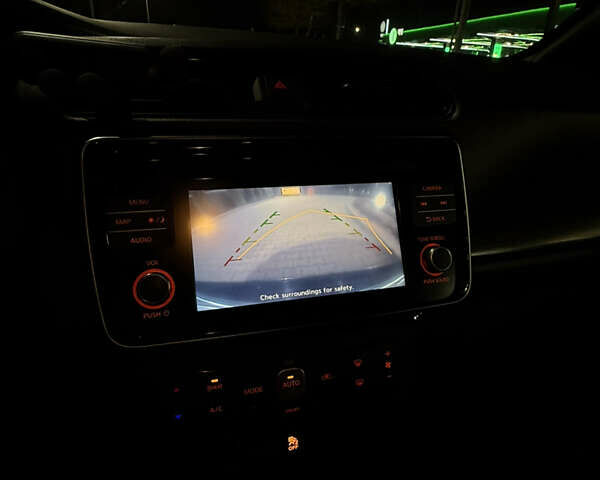 Черный Ниссан Лиф, объемом двигателя 0 л и пробегом 94 тыс. км за 12200 $, фото 18 на Automoto.ua