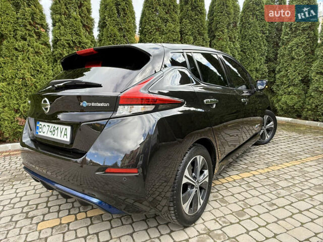 Черный Ниссан Лиф, объемом двигателя 0 л и пробегом 145 тыс. км за 11999 $, фото 45 на Automoto.ua