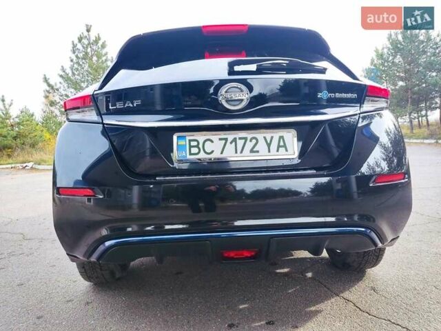 Чорний Ніссан Ліф, об'ємом двигуна 0 л та пробігом 155 тис. км за 12500 $, фото 21 на Automoto.ua