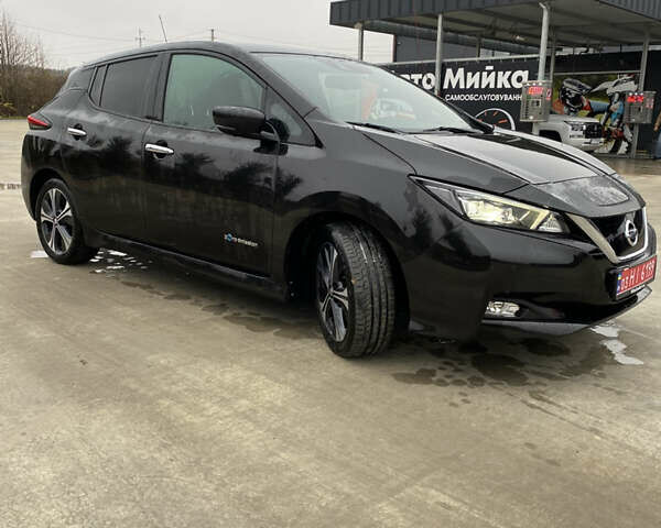 Черный Ниссан Лиф, объемом двигателя 0 л и пробегом 112 тыс. км за 11750 $, фото 1 на Automoto.ua