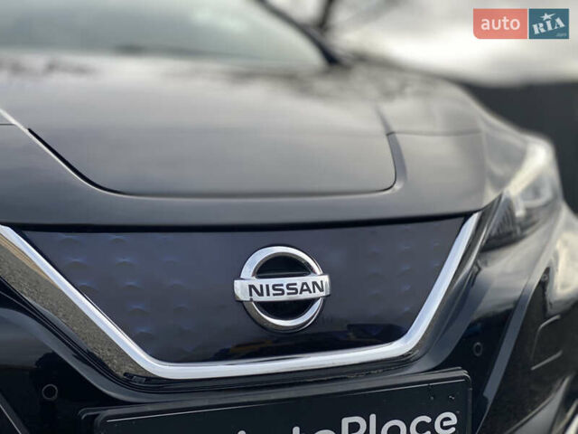 Черный Ниссан Лиф, объемом двигателя 0 л и пробегом 133 тыс. км за 12500 $, фото 59 на Automoto.ua