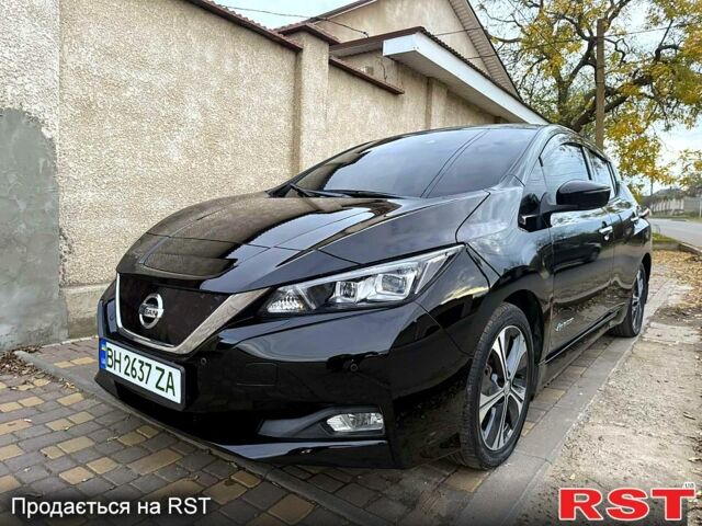 Чорний Ніссан Ліф, об'ємом двигуна 0.11 л та пробігом 74 тис. км за 12500 $, фото 11 на Automoto.ua