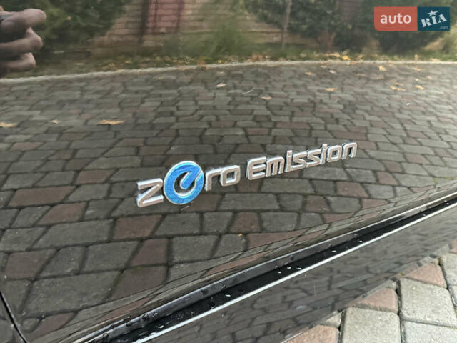 Черный Ниссан Лиф, объемом двигателя 0 л и пробегом 111 тыс. км за 11200 $, фото 36 на Automoto.ua