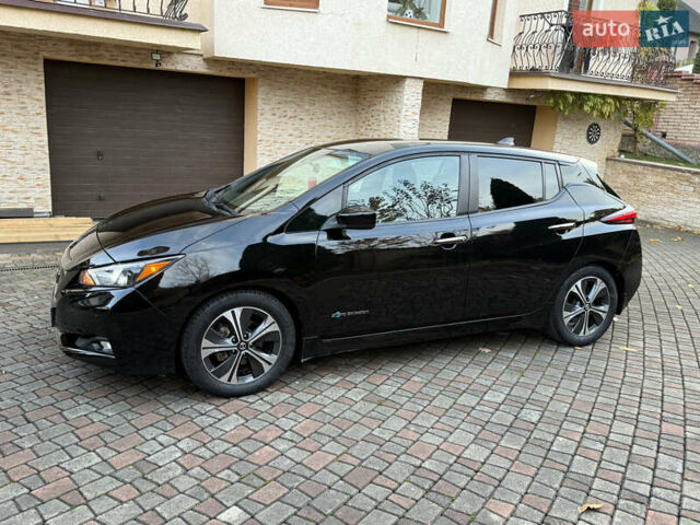 Черный Ниссан Лиф, объемом двигателя 0 л и пробегом 111 тыс. км за 11200 $, фото 11 на Automoto.ua