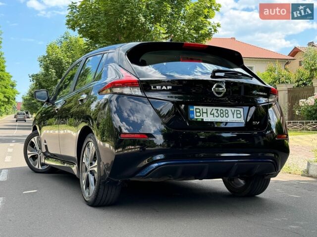 Черный Ниссан Лиф, объемом двигателя 0 л и пробегом 95 тыс. км за 12500 $, фото 7 на Automoto.ua