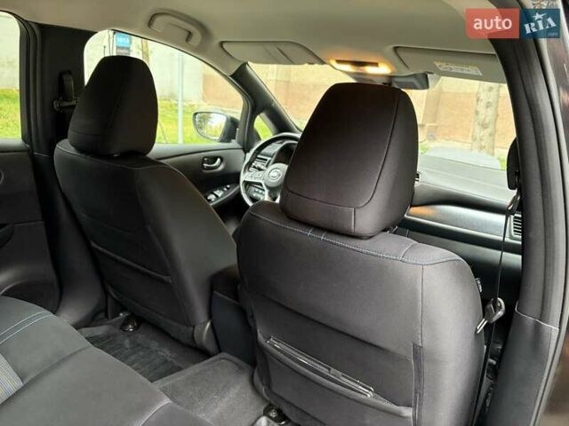 Чорний Ніссан Ліф, об'ємом двигуна 0 л та пробігом 148 тис. км за 12600 $, фото 17 на Automoto.ua