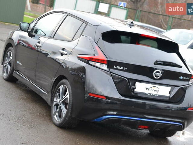 Черный Ниссан Лиф, объемом двигателя 0 л и пробегом 100 тыс. км за 11999 $, фото 8 на Automoto.ua